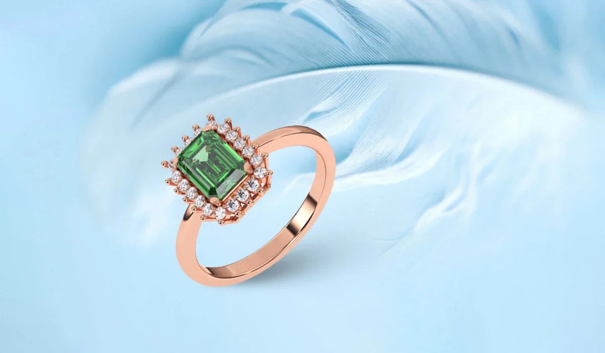 Which Finger Should a Woman Wear an Emerald Ring On
