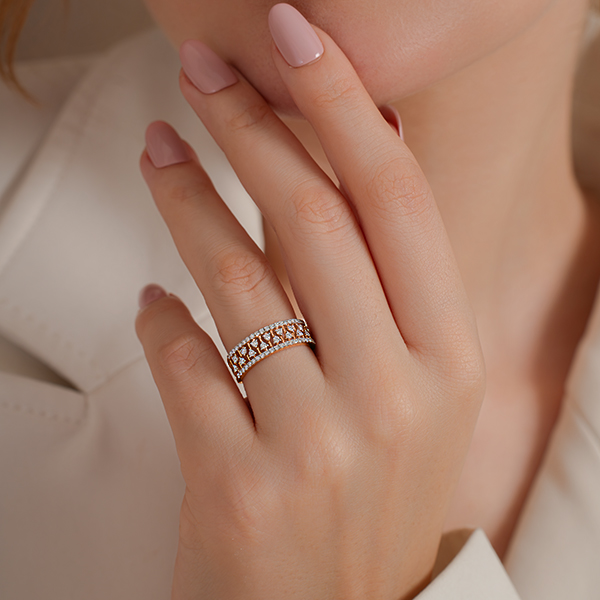 Antique Round Diamond Cluster Ring For Her