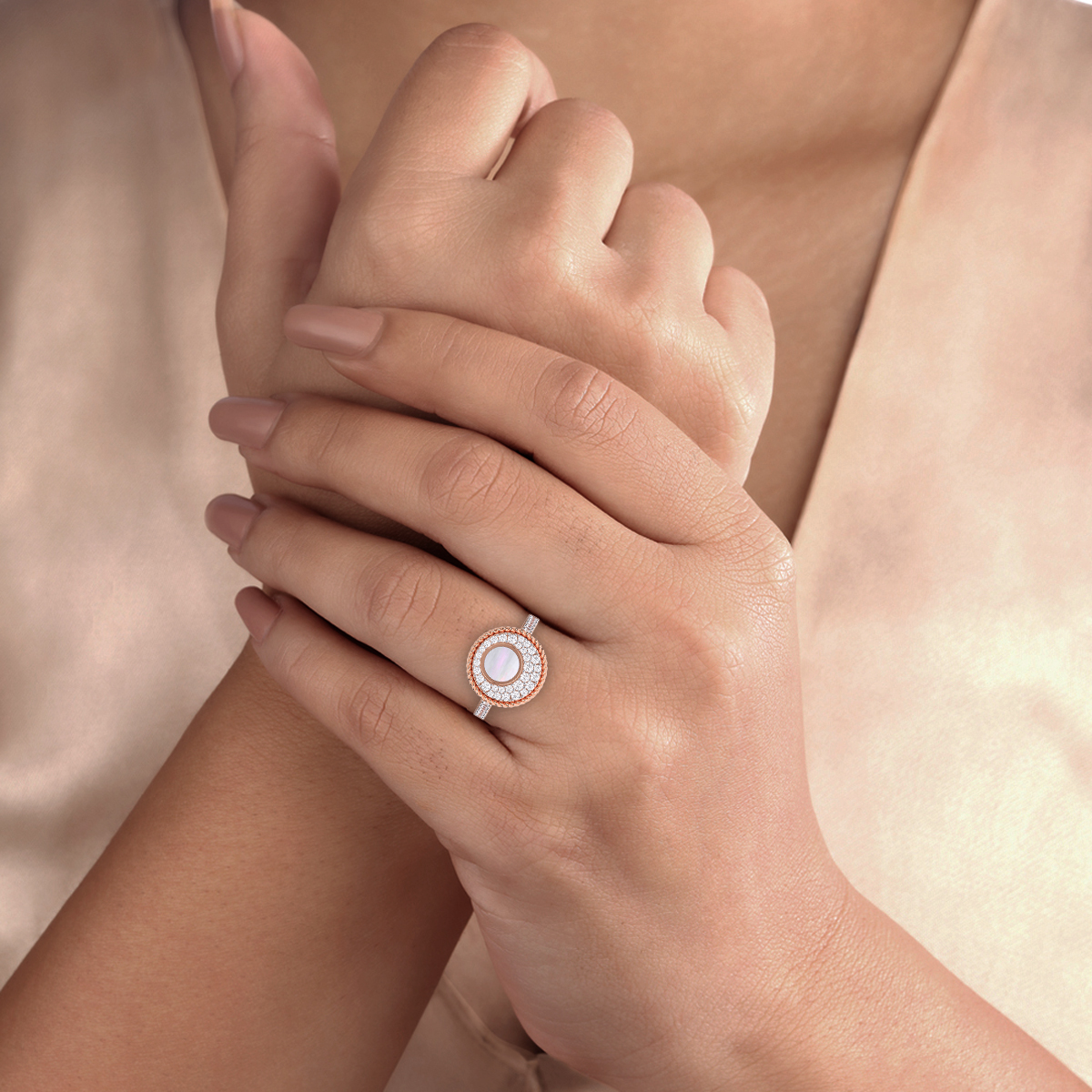 Round Halo Circle 14K Gold Diamond Ring
